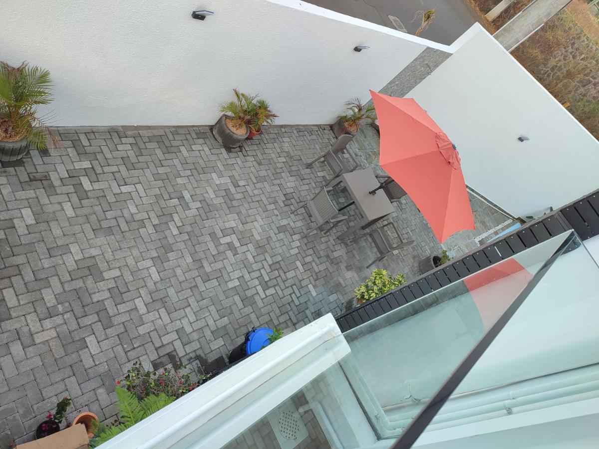 Golden Square Villa & Private Pool Flic en Flac Екстер'єр фото